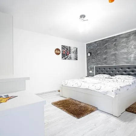 Hotel Moldi Btt