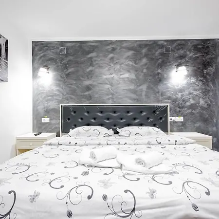 Hotel Moldi Btt 3*